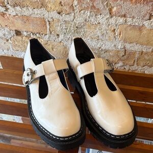 White Platform T-Strap MaryJane shoe 9.5 Sam Edelman Circus NY